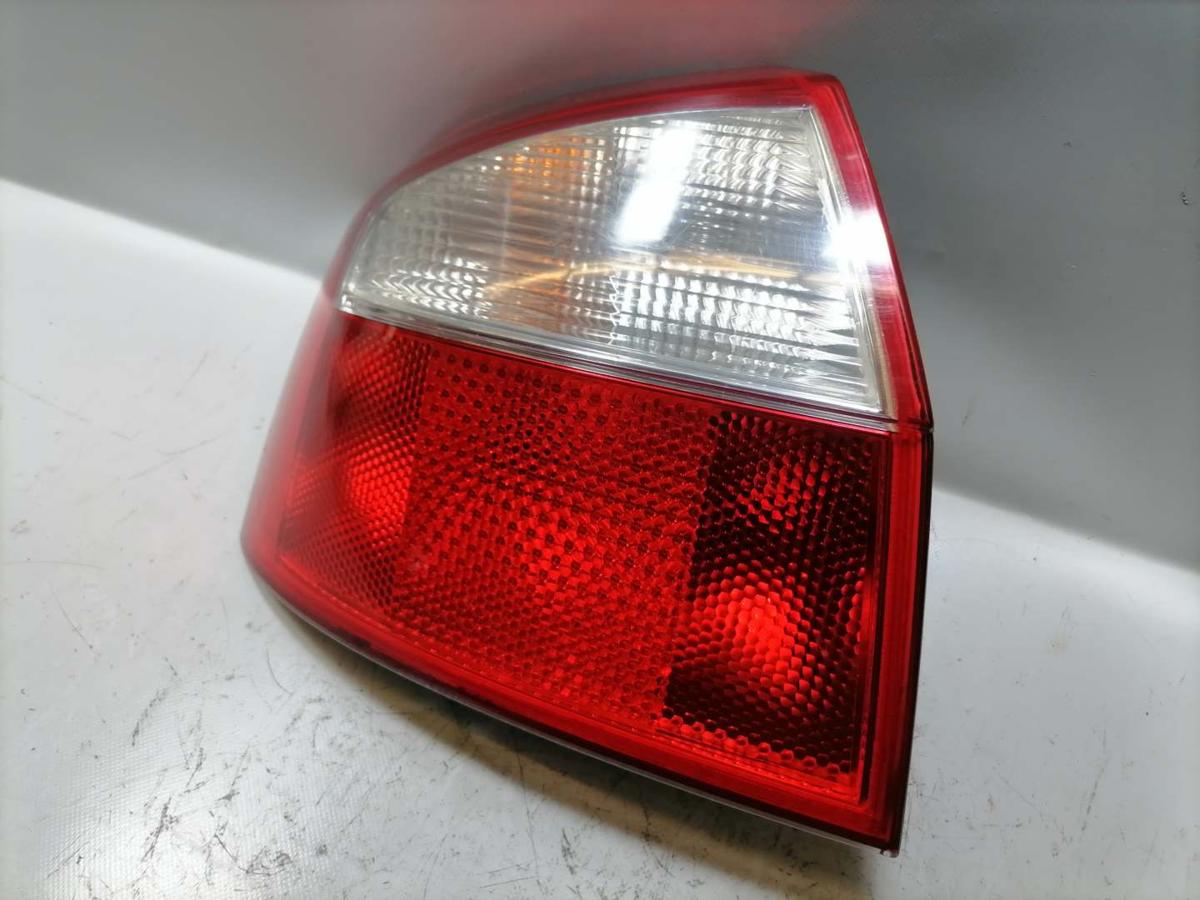 Audi A4 8E B6 original Rücklicht Rückleuchte Schlussleuchte links Limousine Bj.2002